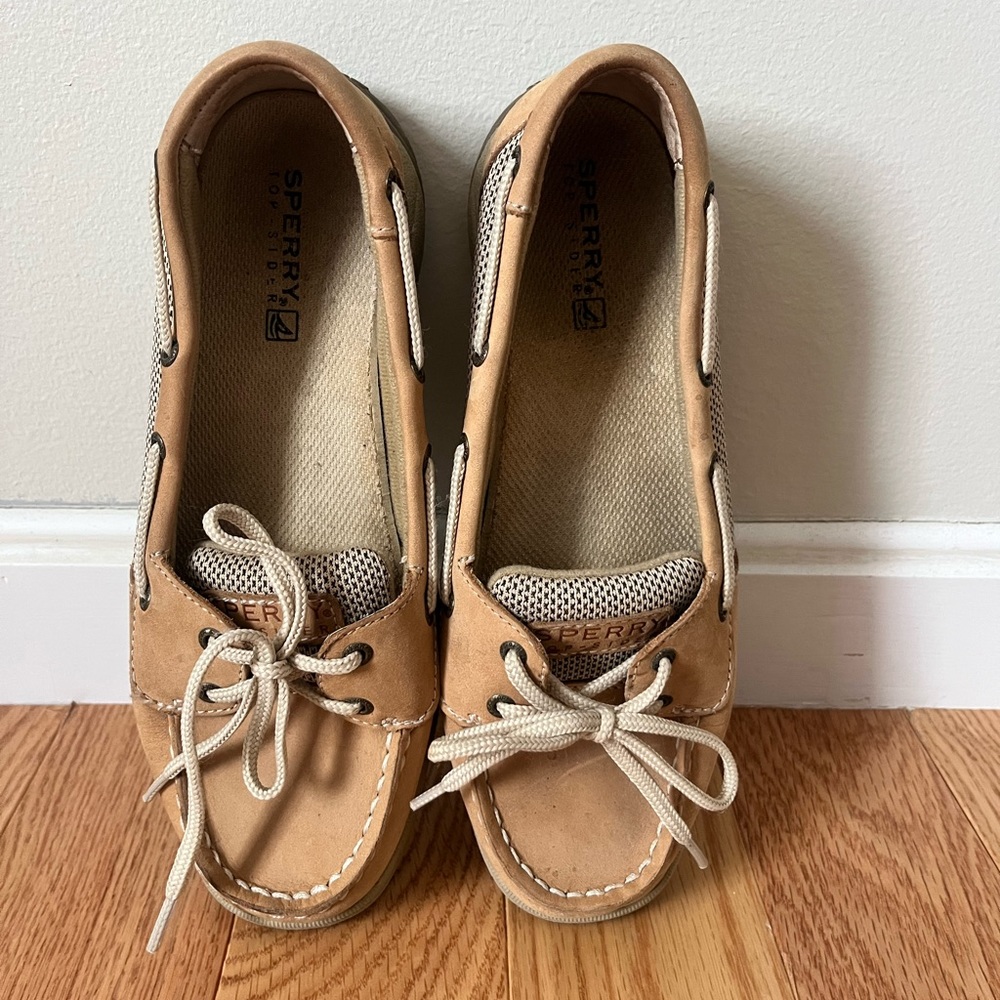 Sperry boat shoes